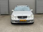 Mercedes-Benz E-klasse Combi 240 Avantgarde, Auto's, Automaat, Achterwielaandrijving, Gebruikt, 2597 cc