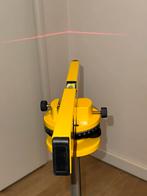 Laser waterpas met statief in koffer, Ophalen of Verzenden, Zo goed als nieuw