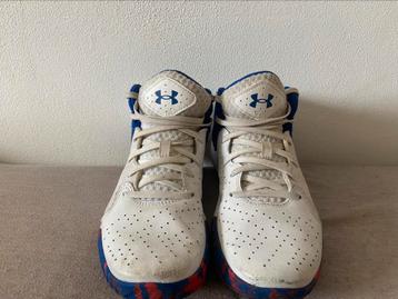 Mooie sport schoenen  beschikbaar voor biedingen