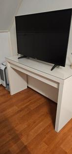 Witte make-up tafel met glazen blad – in perfecte staat!, Ophalen, Zo goed als nieuw