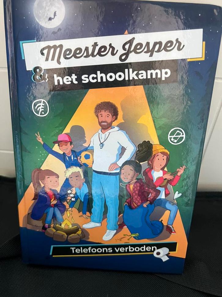 Jesper Hesseling - Meester Jesper & het schoolkamp, Boeken, Kinderboeken | Jeugd | 10 tot 12 jaar, Zo goed als nieuw, Ophalen of Verzenden