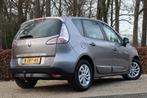Renault Scénic 1.2 TCe Limited | Trekhaak | Navi |, Voorwielaandrijving, Euro 5, Gebruikt, 1295 kg