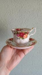 Royal Albert "Old Country Roses" kop en schotel, Ophalen of Verzenden