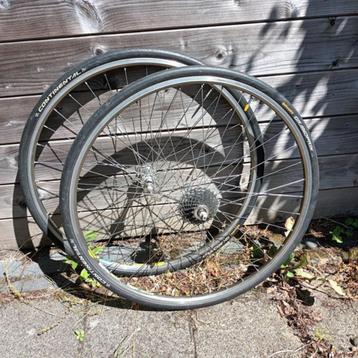  shimano ultegra wielset  goud 9 speed cassette mavic sup beschikbaar voor biedingen