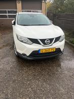 Nissan Qashqai 1.2 Dig-t 85KW 2WD CVT 2015 Wit, Auto's, 65 €/maand, Stof, 4 cilinders, Wit