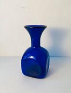 Vintage kobalt blauw glazen vaas , Italy, Huis en Inrichting, Woonaccessoires | Vazen, Italie, Gebruikt, Blauw, Ophalen of Verzenden