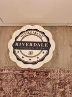 Riverdale, Overige stijlen, Ophalen of Verzenden, Zo goed als nieuw