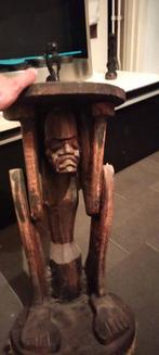 Afrikaans bijzet tafeltje Handsnijwerk, Antiek en Kunst, Ophalen of Verzenden