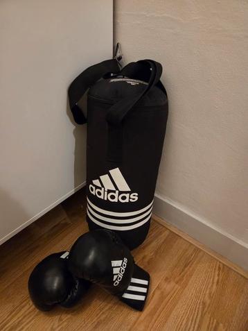 Adidas Bokszak + Junior Bokshandschoenen beschikbaar voor biedingen