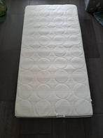 Matras voor een ledikantje maat 70 x 140cm, hoes en lakentje, Kinderen en Baby's, Babywiegjes en Ledikanten, Ophalen, Zo goed als nieuw