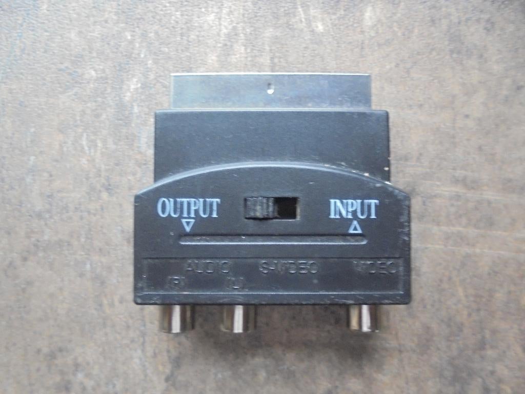 Scart Adapter (zie foto's), Ophalen of Verzenden, Gebruikt, Minder dan 2 meter, Scartkabel