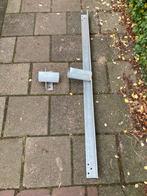 zware vlaggenstokhouder- uit 2 delen, Ophalen, Zo goed als nieuw