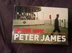 Peter James - Op dood spoor. Dwarsligger 166, Peter James, Ophalen of Verzenden, Zo goed als nieuw, Nederland