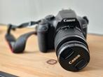 Canon eos 1300D incl lens 18-55 ingoede staat, Audio, Tv en Foto, Fotocamera's Digitaal, Ophalen of Verzenden, Zo goed als nieuw