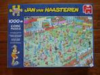 WK Vrouwenvoetbal 1000 st. - Jan van Haasteren puzzel, Hobby en Vrije tijd, Denksport en Puzzels, Ophalen of Verzenden, 500 t/m 1500 stukjes