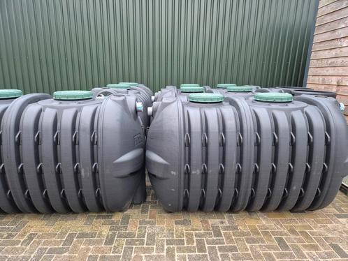 Septic tanks nieuw. 1000 en 3000liter tanks., Doe-het-zelf en Verbouw, Buizen en Afvoer, Nieuw, Afvoer, Overige materialen, Minder dan 2 meter