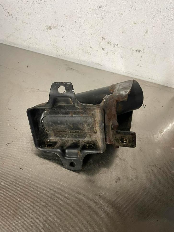 Piaggio quartz radiateur beugel, Motoren, Tuning en Styling, Ophalen