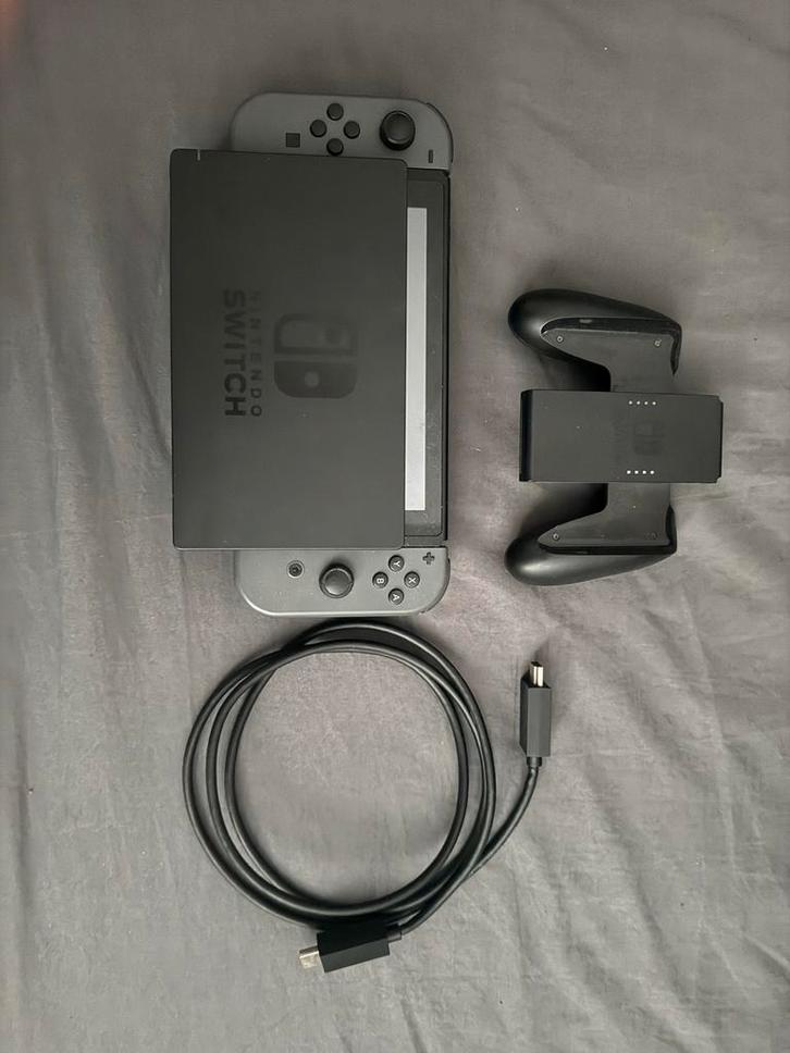 Nintendo Switch - Grijze Editie, Spelcomputers en Games, Games | Nintendo Switch, Gebruikt, Avontuur en Actie, 3 spelers of meer