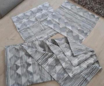 Goed grijs/wit gestreept dekbedovertrek 200 x 220 cm beschikbaar voor biedingen