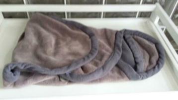 Wikkeldeken lodger fleece beschikbaar voor biedingen
