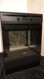 Inductie fornuis zwart 2 fase, Witgoed en Apparatuur, Fornuizen, Ophalen, 4 kookzones, Zo goed als nieuw, Inductie
