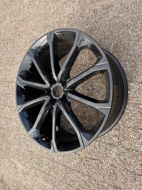 Audi rsq3 velg met schade zie foto, Auto diversen, Overige Auto diversen, Ophalen of Verzenden