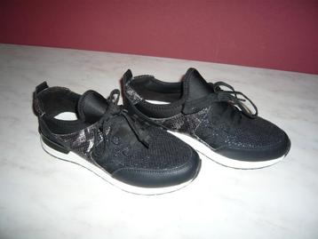 Footflexx sneakers zwart met slangprint 3x gedragen  mt 39