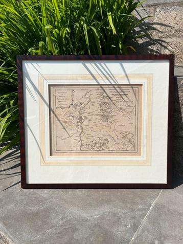 Vintage Duitse landkaart in houten lijst met glas beschikbaar voor biedingen