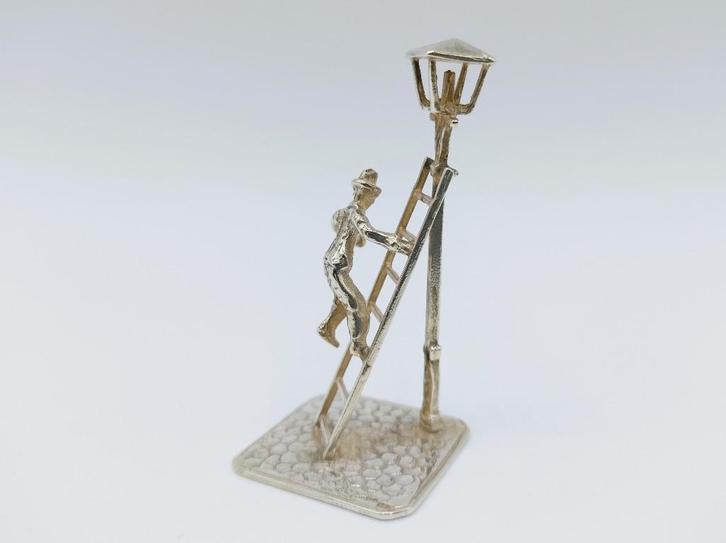 Zilveren miniatuur, Lantaarnaansteker, C.B. Bos, Zandvoort, Antiek en Kunst, Antiek | Goud en Zilver, Zilver, Verzenden