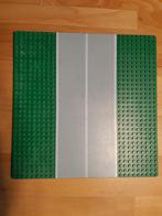Lego 32x32 grondplaat/ baseplate weg met groenstrook, Ophalen of Verzenden, Lego, Zo goed als nieuw, Losse stenen