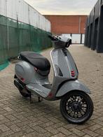 Vespa sprint 2020, Fietsen en Brommers, Scooters | Vespa, Ophalen, Overige modellen, Zo goed als nieuw, Benzine