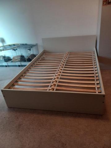 GURSKEN Bedframe- 140x200