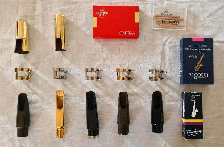 5x mondstukken voor een tenorsaxofoon met accessoires, Muziek en Instrumenten, Instrumenten | Toebehoren, Gebruikt, Saxofoon, Ophalen of Verzenden
