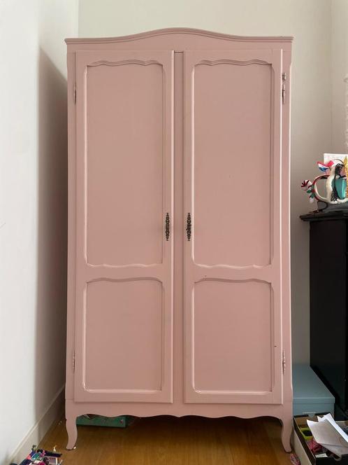 Brocante kledingkast, rose-pink vintage wardrobe, Antiek en Kunst, Antiek | Meubels | Kasten, Ophalen