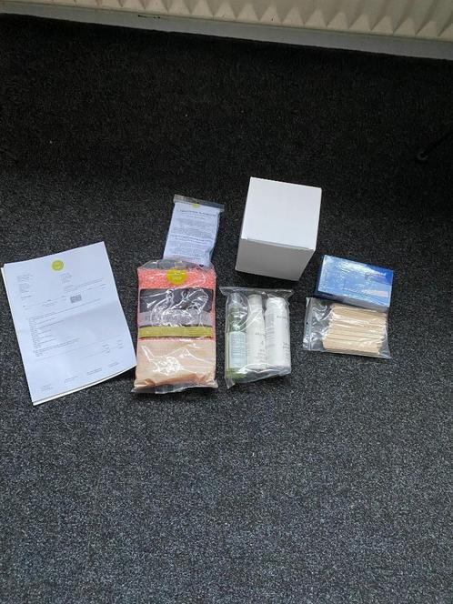 OPRUIMING Nieuwe complete waxset in doos, Sieraden, Tassen en Uiterlijk, Uiterlijk | Lichaamsverzorging, Nieuw, Overige typen