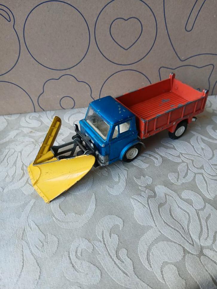 Ford D800 sneeuwschuiver. Dinky toys 438, afbouwen, Hobby en Vrije tijd, Modelauto's | 1:43, Gebruikt, Dinky Toys, Ophalen of Verzenden