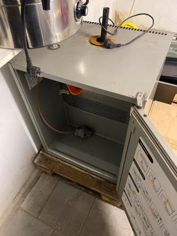 Biertap met kraan - Professioneel beschikbaar voor biedingen