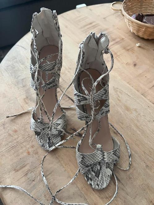 Snakeprint hakken met veters – maat 37, Kleding | Dames, Schoenen, Gedragen, Zwart, Ophalen of Verzenden
