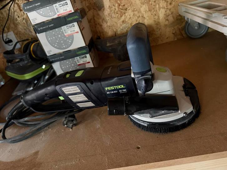 Festool Renovatie Frees RG 130 EC, Doe-het-zelf en Verbouw, Gereedschap | Schuurmachines, Zo goed als nieuw, Overige typen, 600 tot 1200 watt