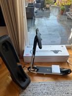 Ninebot kickscooter, Ophalen of Verzenden, Zo goed als nieuw, Elektrische step (E-scooter)