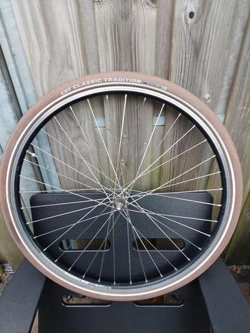 Voorwiel 28 inch Cortina transportfiets compleet met band. beschikbaar voor biedingen