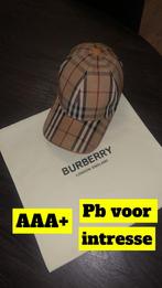 Burnerry pet, Ophalen, Zo goed als nieuw, Burberry, Pet