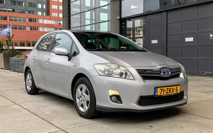 Toyota Auris Full Hybrid 2012 Grijs Dealer OH/NAP (VERKOCHT), Auto's, Toyota, Particulier, Auris, Hybride Elektrisch/Benzine, Volledig hybride