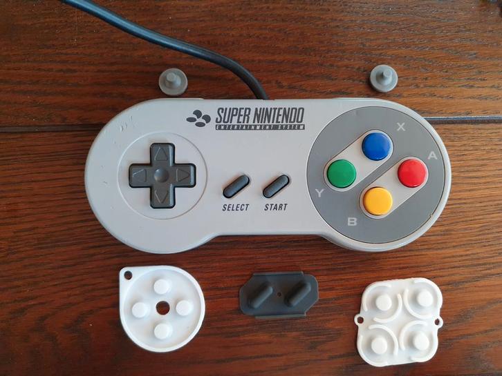 In- en verkoop van spelcomputers en games., Spelcomputers en Games, Spelcomputers | Nintendo Super NES, Niet werkend, Met 3 controllers of meer