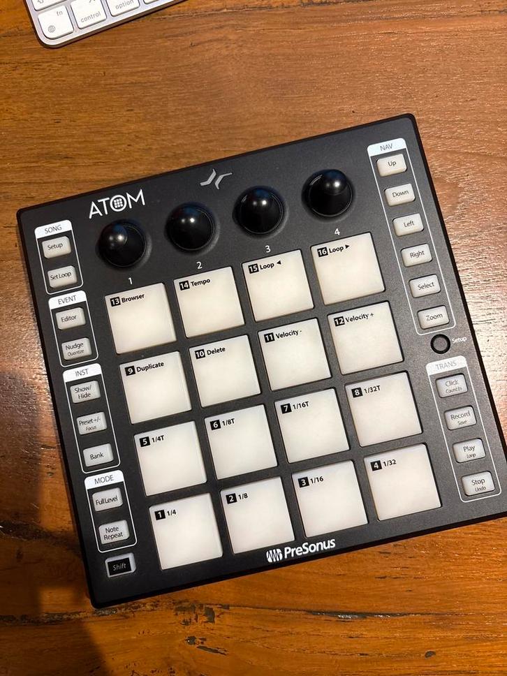 Presonus Atom MIDI Controller, Muziek en Instrumenten, Midi-apparatuur, Zo goed als nieuw, Ophalen of Verzenden