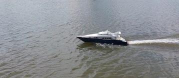 Mooi Graupner Moonraker Yacht, kunt compleet varend beschikbaar voor biedingen