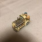 Beeldje - Locomotief met varkens, Verzamelen, Beelden en Beeldjes, Ophalen of Verzenden, Zo goed als nieuw, Dier