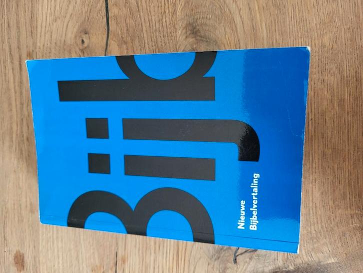 Nieuwe bijbelvertaling, Boeken, Godsdienst en Theologie, Zo goed als nieuw, Ophalen of Verzenden