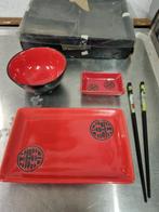 bordenset chinees zwart rood, Huis en Inrichting, Keuken | Servies, Ophalen of Verzenden