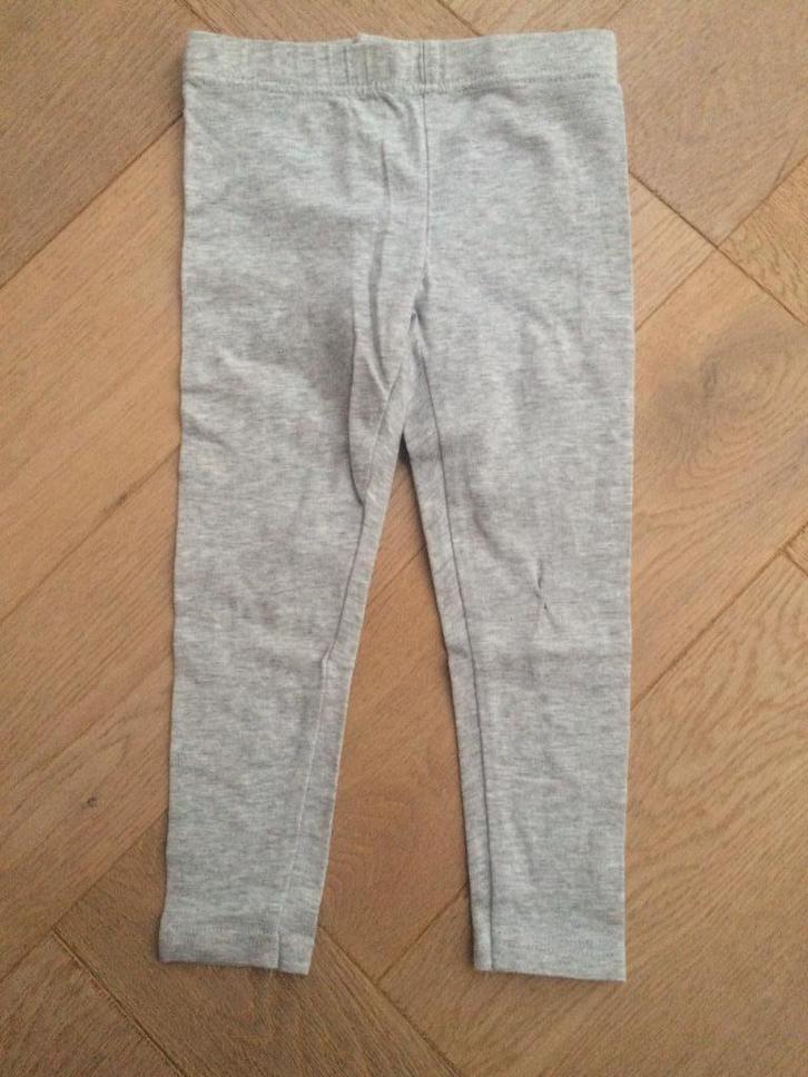 nog nette grijs gemeleerde legging maat 92 - zgan, Kinderen en Baby's, Kinderkleding | Maat 92, Zo goed als nieuw, Meisje, Broek